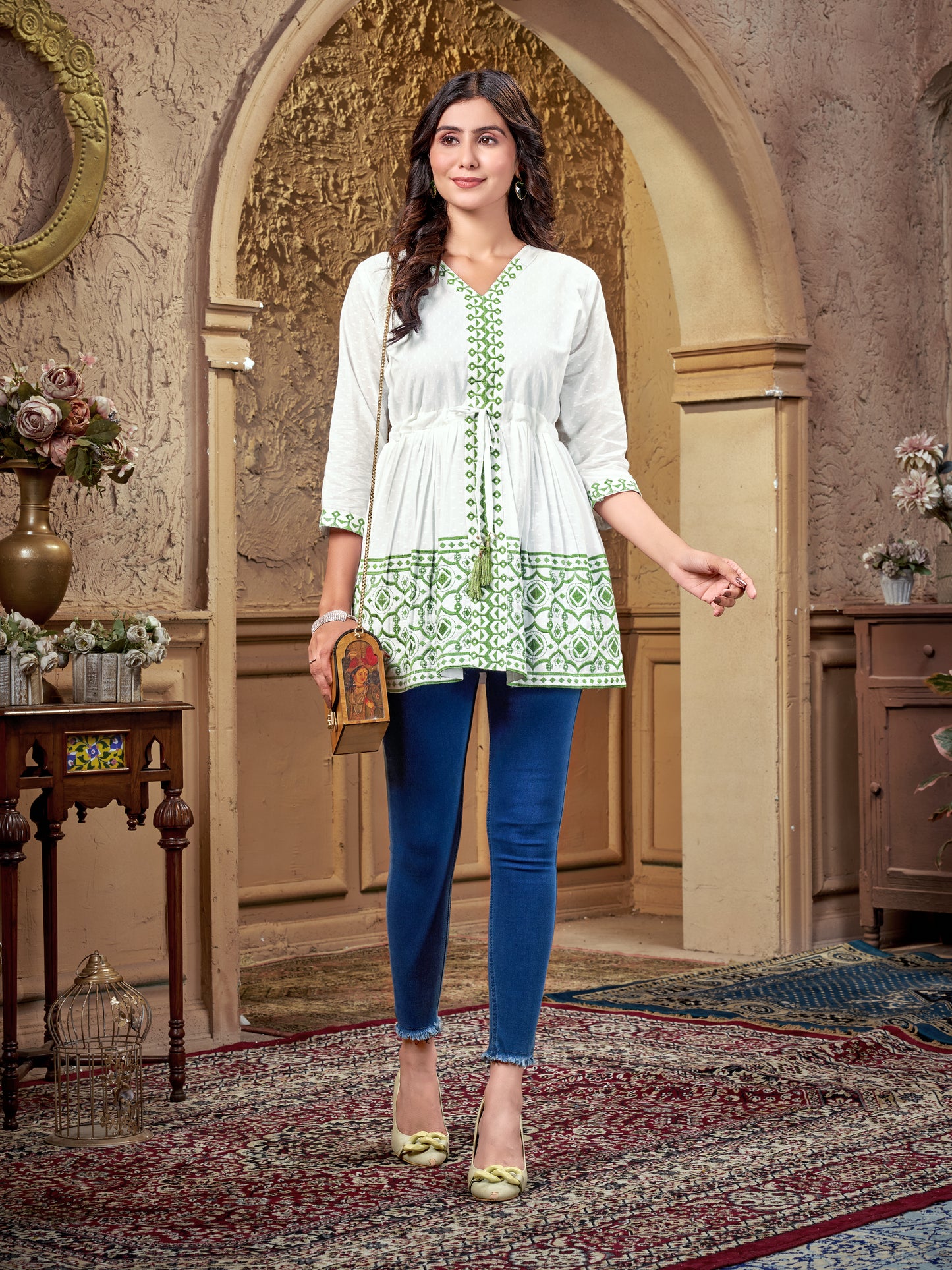 Women Embroidered Slim Fit Tunic